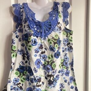 Denver Hayes Floral Sleeveless Top blue/white/green Size Small